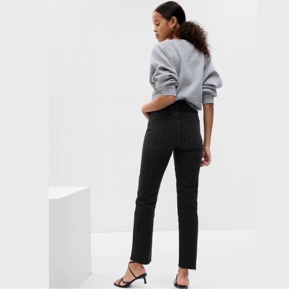 Sky High Rise Cheeky Straight Jeans with Washwell size 30 Regular in Black Rinse - Picture 2 of 14